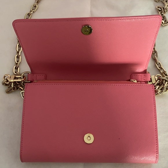 Tory Burch Convertible Robinson Chain Wallet - Picture 3 of 9